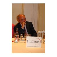 Cerle Humania 094R.jpg